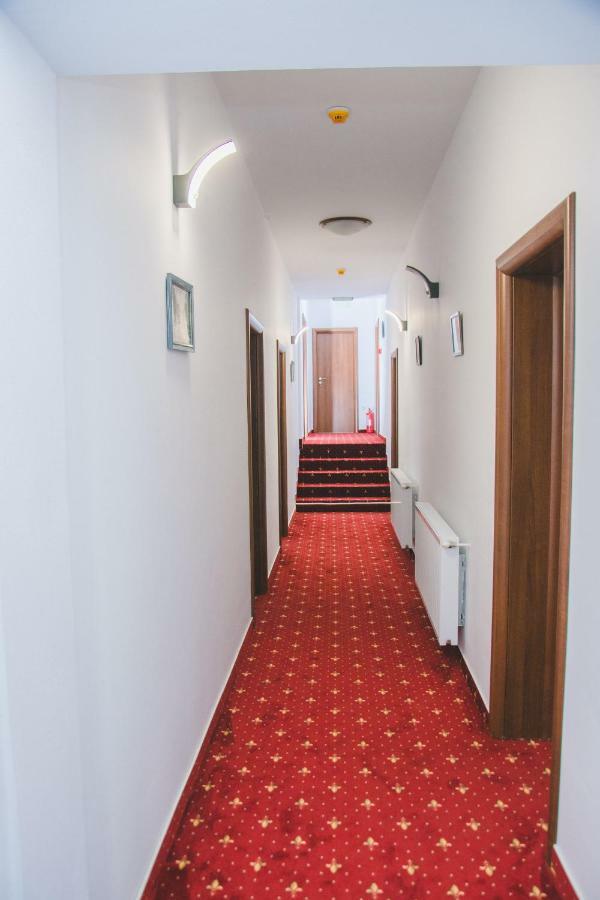 Pensiunea Iliada Sibiu Exterior foto